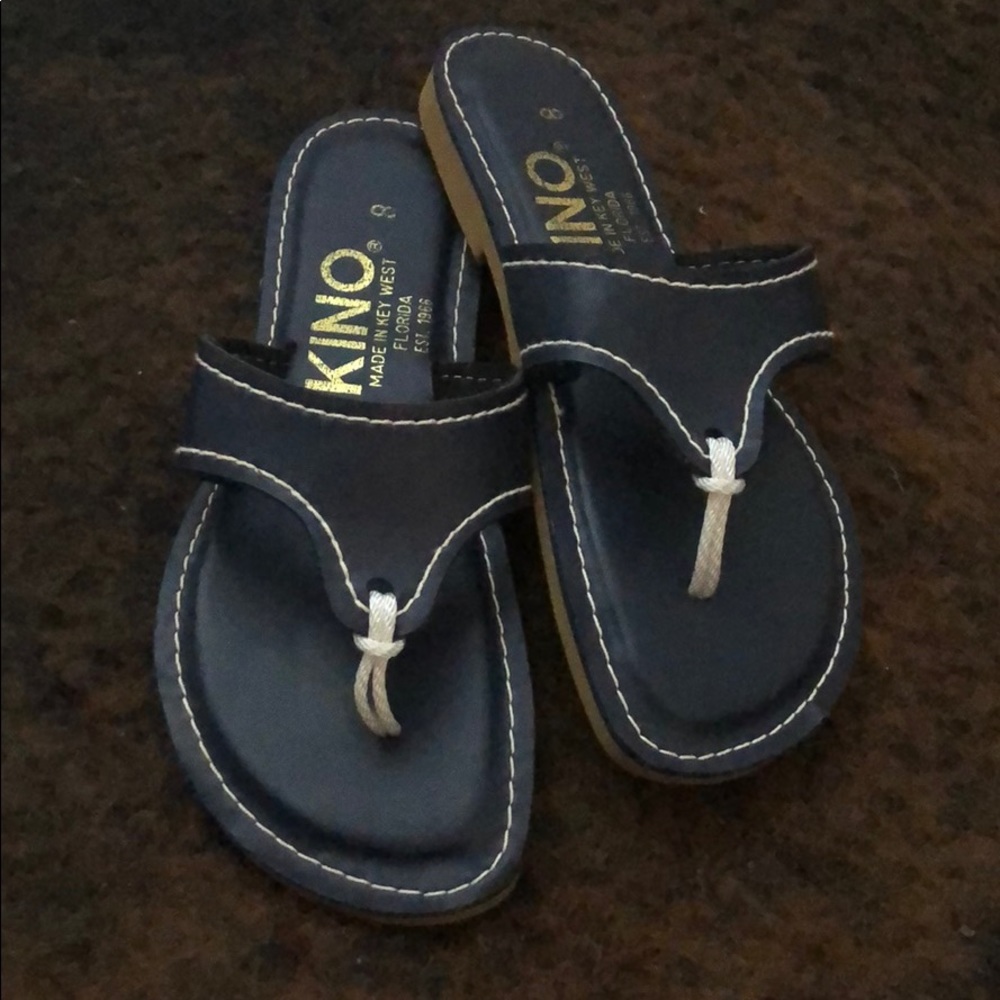Kino Navy Sandals